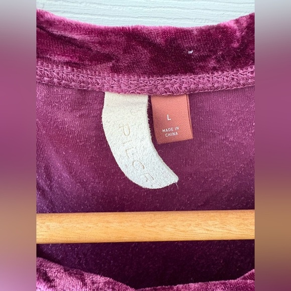 Pilcro Anthropologie plum raspberry red velvet racer back size large - Picture 4 of 11